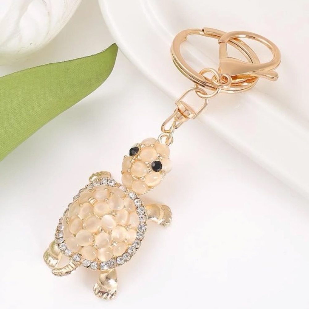 Rhinestone Turtle Charm Keychain - NEW - Picture 4 of 4